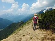 54 Sulla cresta di vetta del Gaffione (2035 m)